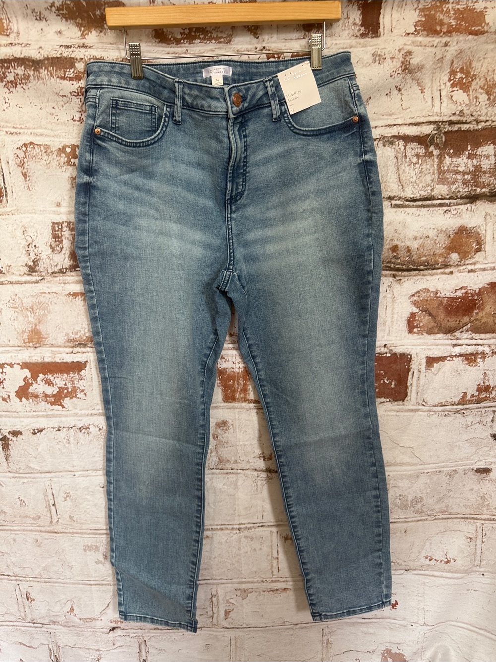 LC Lauren Conrad Light Wash Cropped Skinny Jeans